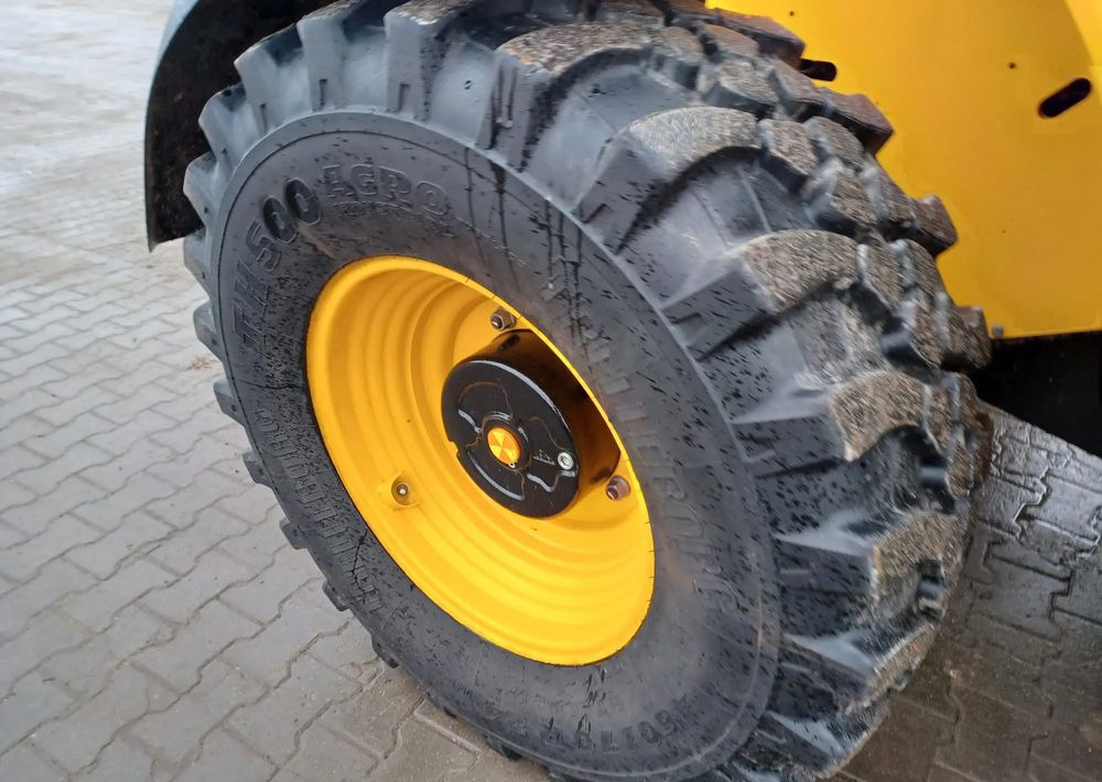 JCB 542-70 Agri - Τηλεσκοπικός φορτωτής: φωτογραφία 3 JCB 542-70 Agri - Τηλεσκοπικός φορτωτής: φωτογραφία 3