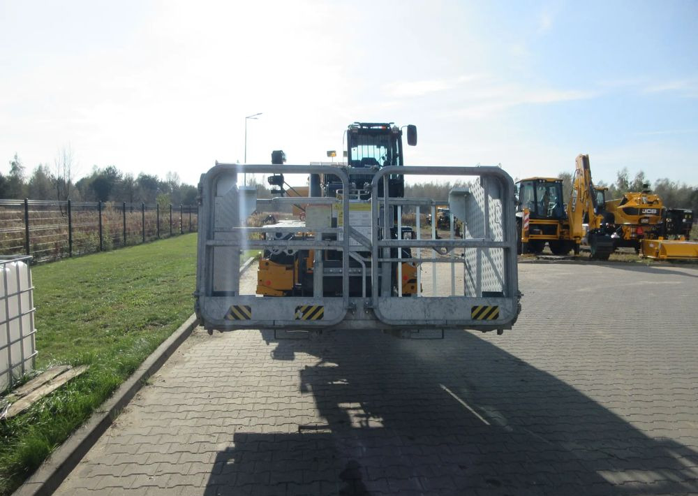 JCB JCB ROTO 555P210R - Τηλεσκοπικός φορτωτής: φωτογραφία 3 JCB JCB ROTO 555P210R - Τηλεσκοπικός φορτωτής: φωτογραφία 3