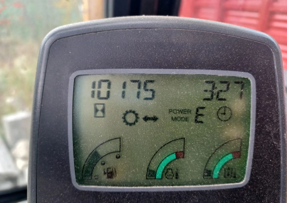 Τροχοφόρος εκσκαφέας JCB JS175W: φωτογραφία 17 Τροχοφόρος εκσκαφέας JCB JS175W: φωτογραφία 17