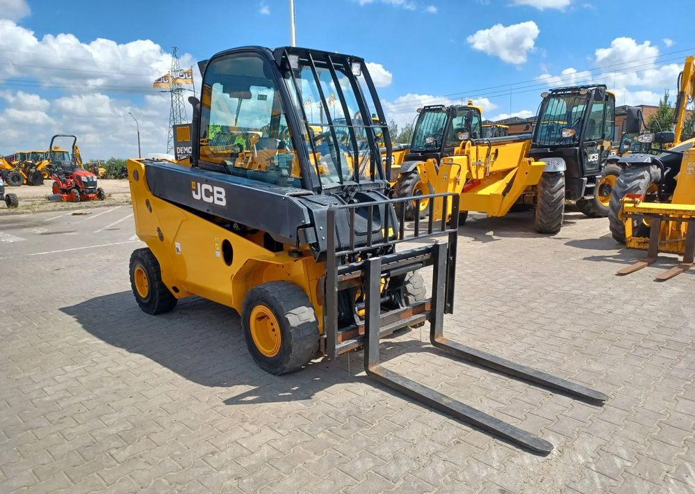 JCB TLT 35-26D - Τηλεσκοπικός φορτωτής, Περονοφόρο όχημα: φωτογραφία 2 JCB TLT 35-26D - Τηλεσκοπικός φορτωτής, Περονοφόρο όχημα: φωτογραφία 2