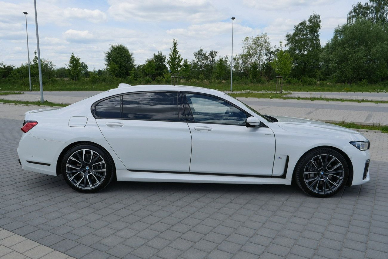 BMW 730LD XDR. /VOLL/REAR ENTERT. /EXECUTIVE LOUNGE - Λιμουζίνα/ Sedan: φωτογραφία 3 BMW 730LD XDR. /VOLL/REAR ENTERT. /EXECUTIVE LOUNGE - Λιμουζίνα/ Sedan: φωτογραφία 3