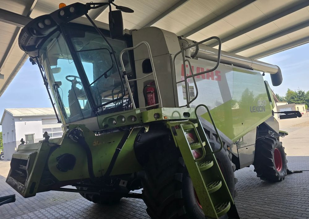 Claas Lexion 650 - Θεριζοαλωνιστική μηχανή: φωτογραφία 2 Claas Lexion 650 - Θεριζοαλωνιστική μηχανή: φωτογραφία 2