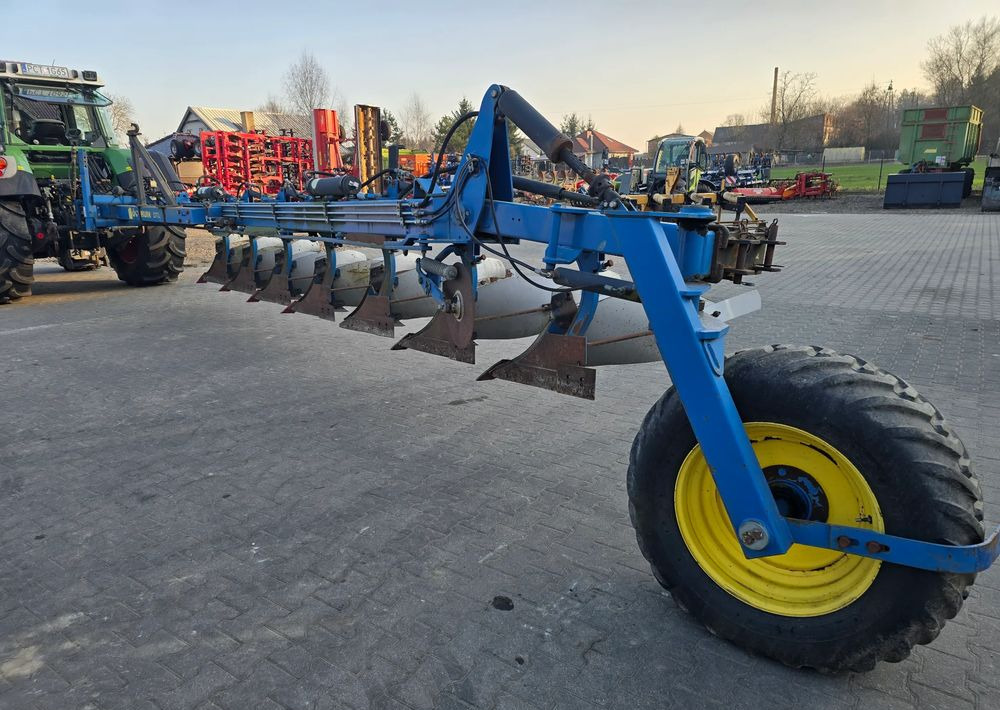 Överum 7 skibowy zagonowy - Άροτρο: φωτογραφία 5 Överum 7 skibowy zagonowy - Άροτρο: φωτογραφία 5