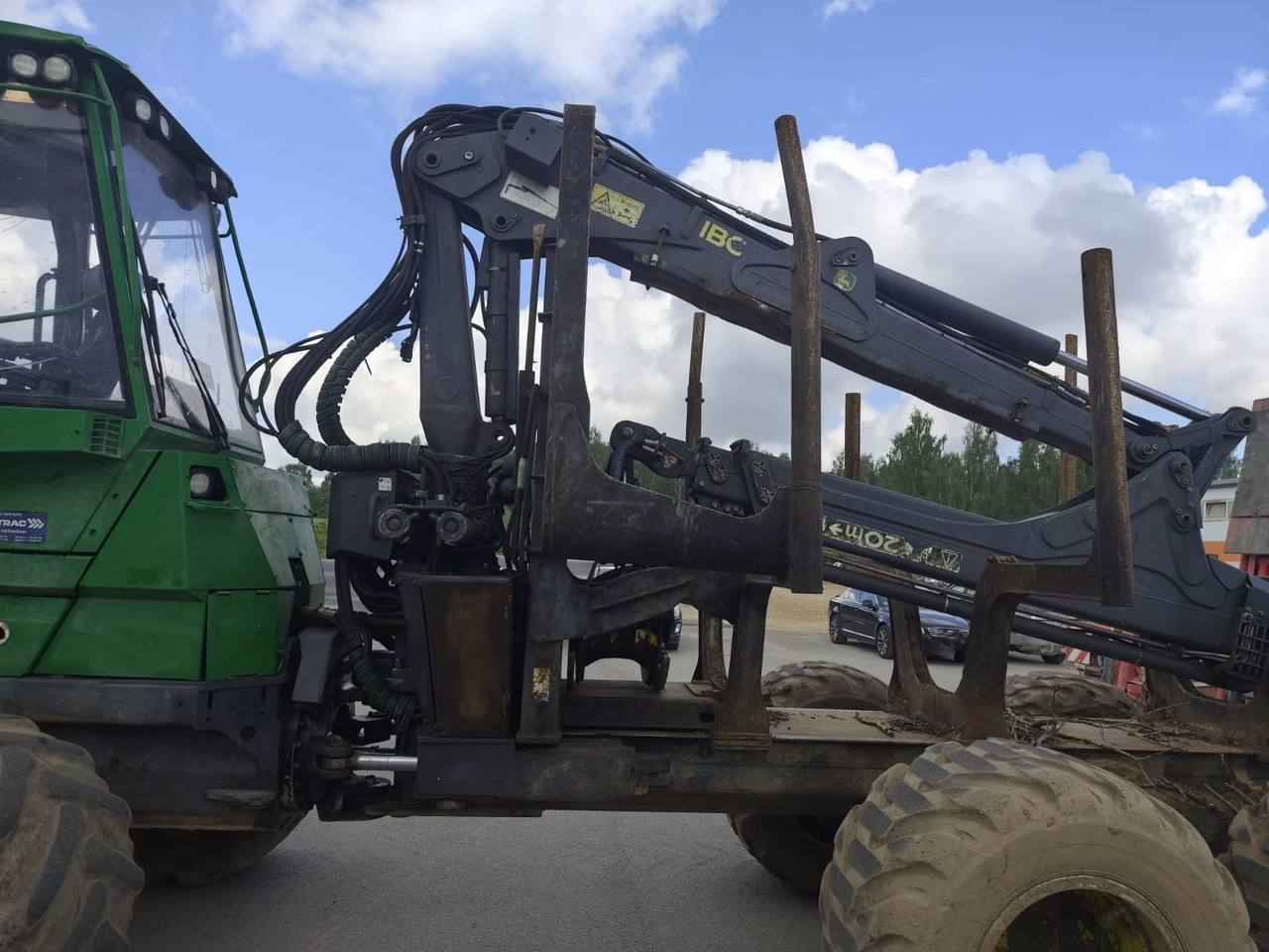 JOHN DEERE 910G - Λαστιχοφόρα προωθητικo - forwarder: φωτογραφία 3 JOHN DEERE 910G - Λαστιχοφόρα προωθητικo - forwarder: φωτογραφία 3