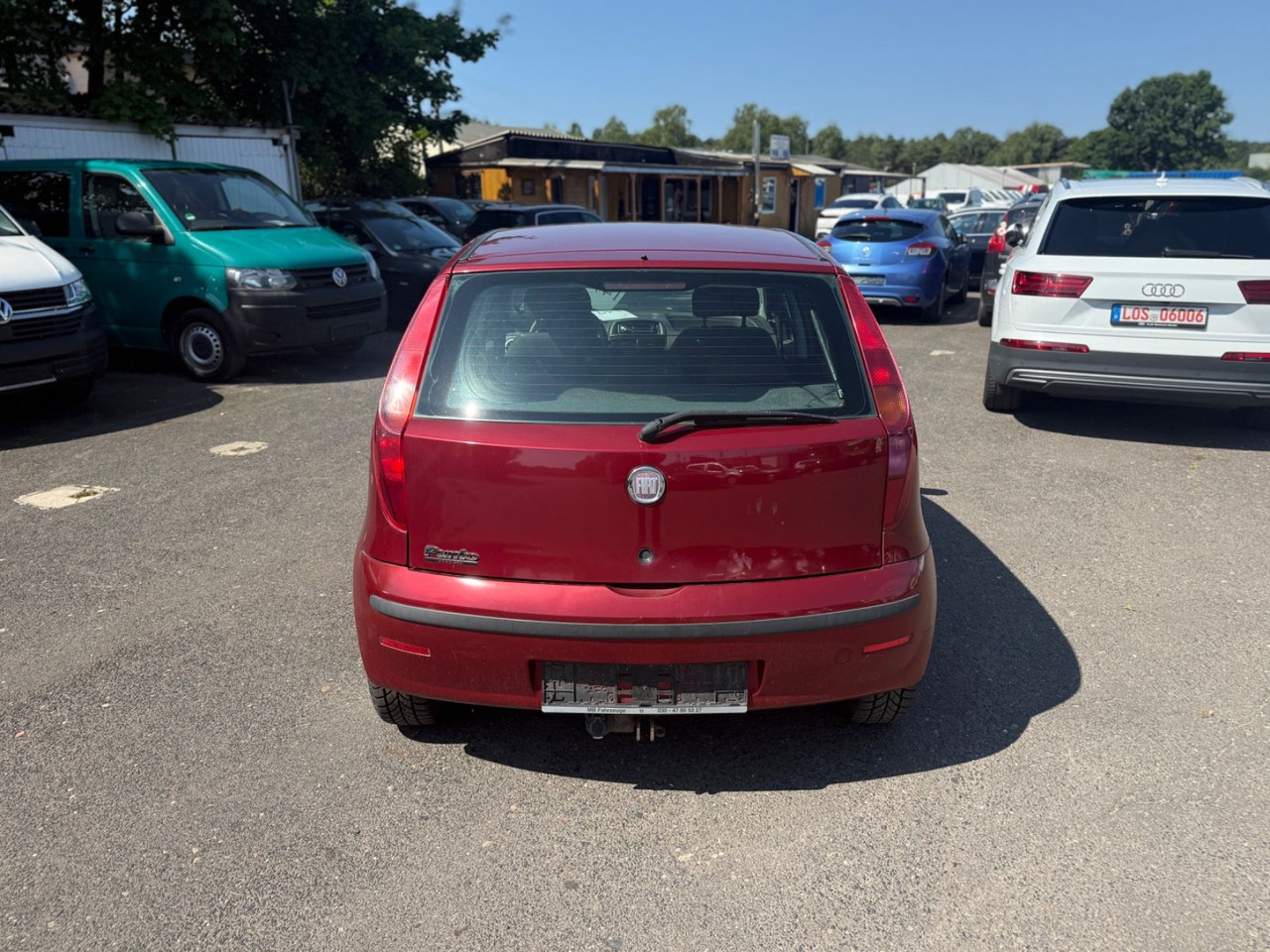 Fiat Punto Aktueller HU Motorschaden - Λιμουζίνα/ Sedan: φωτογραφία 5 Fiat Punto Aktueller HU Motorschaden - Λιμουζίνα/ Sedan: φωτογραφία 5