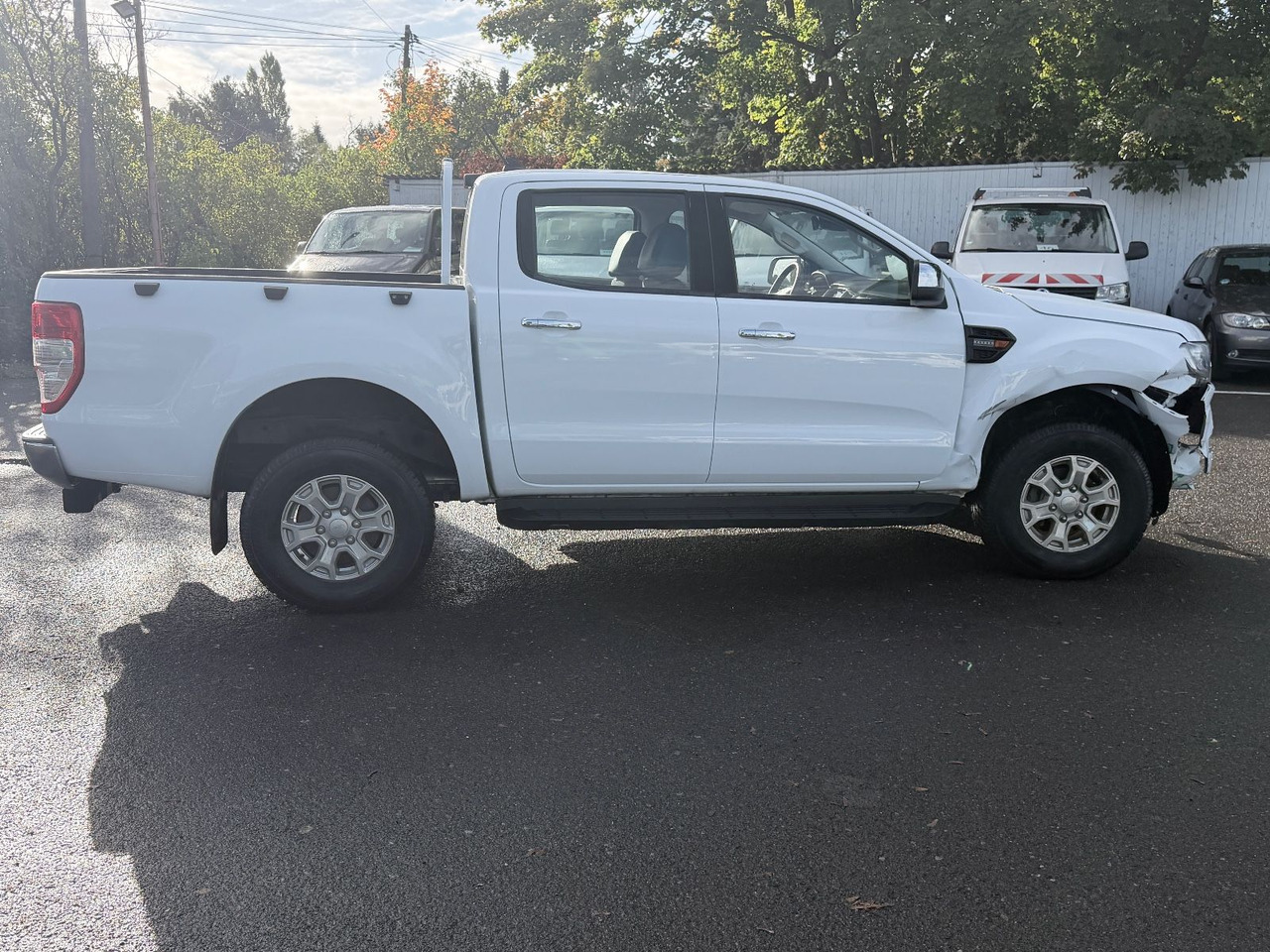 Ford Ranger XLT Doppelkabine 4x4 - SUV: φωτογραφία 5 Ford Ranger XLT Doppelkabine 4x4 - SUV: φωτογραφία 5