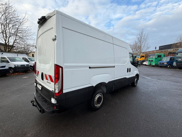 Iveco Daily Kasten HKa 35 S - Βαν: φωτογραφία 4 Iveco Daily Kasten HKa 35 S - Βαν: φωτογραφία 4