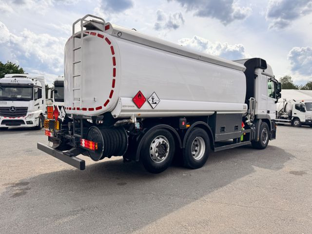 Mercedes-Benz Actros 2541 Tankwagen - Φορτηγό βυτιοφόρο: φωτογραφία 4 Mercedes-Benz Actros 2541 Tankwagen - Φορτηγό βυτιοφόρο: φωτογραφία 4
