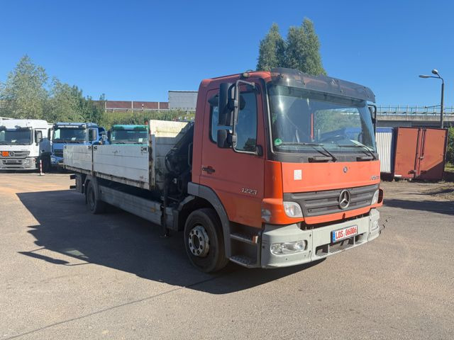 Mercedes-Benz Atego 1223 mit Kran MKG HLK 76 - Φορτηγό με ανοιχτή καρότσα, Φορτηγό με γερανό: φωτογραφία 2 Mercedes-Benz Atego 1223 mit Kran MKG HLK 76 - Φορτηγό με ανοιχτή καρότσα, Φορτηγό με γερανό: φωτογραφία 2