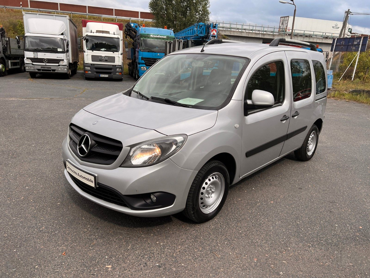 Mercedes-Benz Citan Kombi 111 CDI lang - Επιβατικό βαν: φωτογραφία 3 Mercedes-Benz Citan Kombi 111 CDI lang - Επιβατικό βαν: φωτογραφία 3