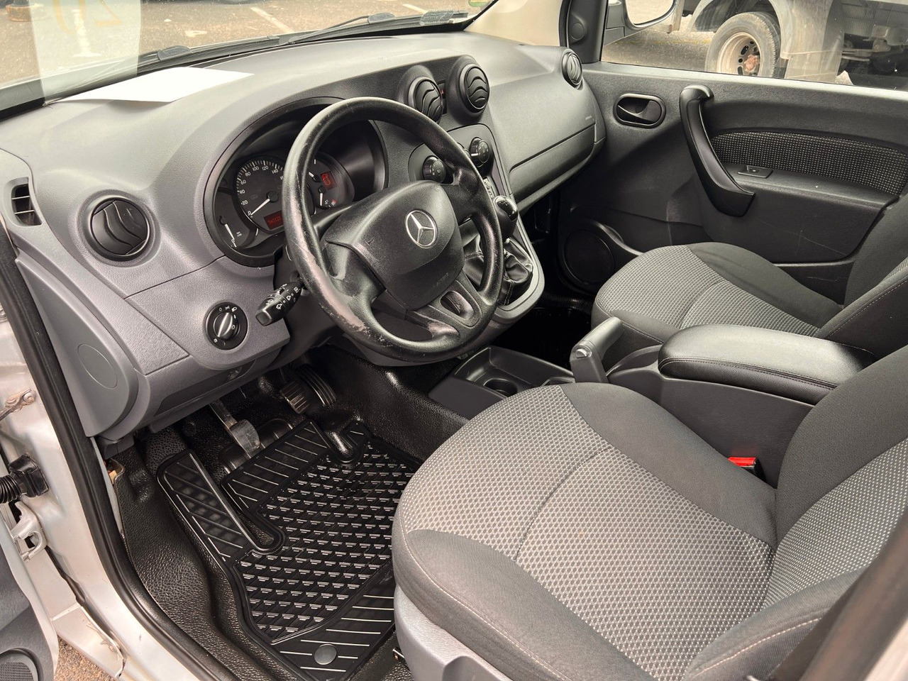 Επιβατικό βαν Mercedes-Benz Citan Kombi 111 CDI lang: φωτογραφία 11