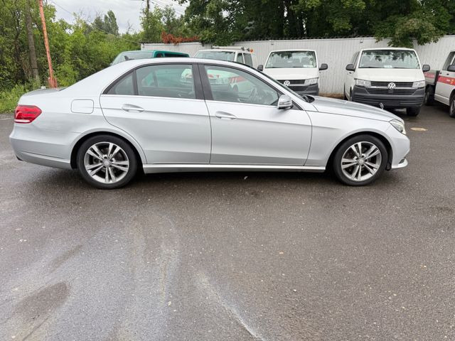 Mercedes-Benz E 300 E -Klasse Lim. E 300 BlueTec - Λιμουζίνα/ Sedan: φωτογραφία 5 Mercedes-Benz E 300 E -Klasse Lim. E 300 BlueTec - Λιμουζίνα/ Sedan: φωτογραφία 5