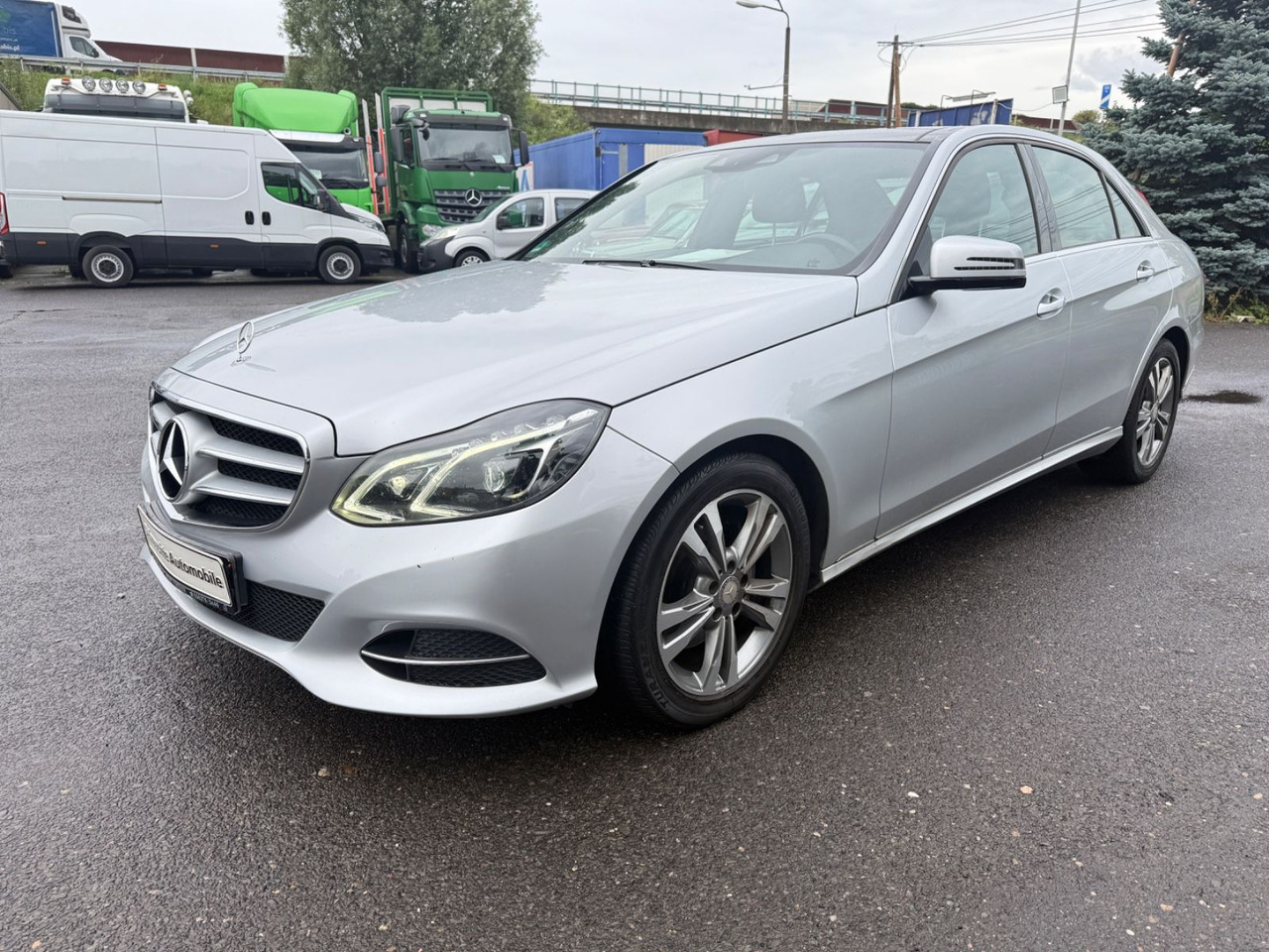 Mercedes-Benz E 300 E -Klasse Lim. E 300 BlueTec - Λιμουζίνα/ Sedan: φωτογραφία 3 Mercedes-Benz E 300 E -Klasse Lim. E 300 BlueTec - Λιμουζίνα/ Sedan: φωτογραφία 3