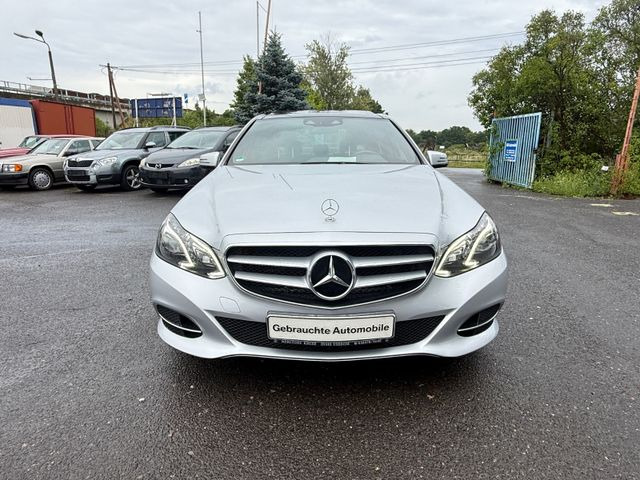 Mercedes-Benz E 300 E -Klasse Lim. E 300 BlueTec - Λιμουζίνα/ Sedan: φωτογραφία 1 Mercedes-Benz E 300 E -Klasse Lim. E 300 BlueTec - Λιμουζίνα/ Sedan: φωτογραφία 1