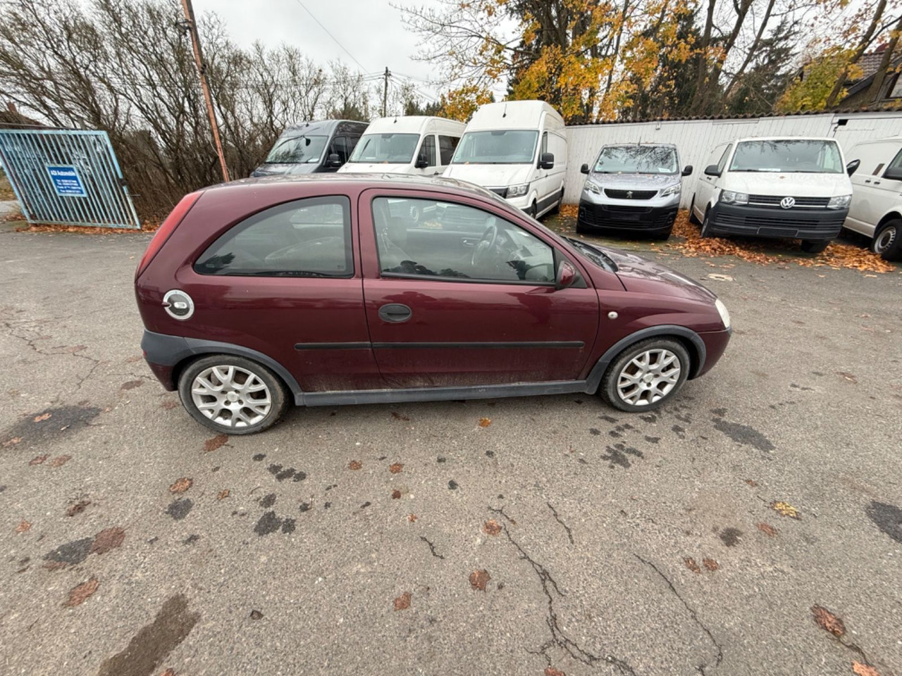 Opel Corsa 1.4 16V Elegance - Λιμουζίνα/ Sedan: φωτογραφία 3 Opel Corsa 1.4 16V Elegance - Λιμουζίνα/ Sedan: φωτογραφία 3
