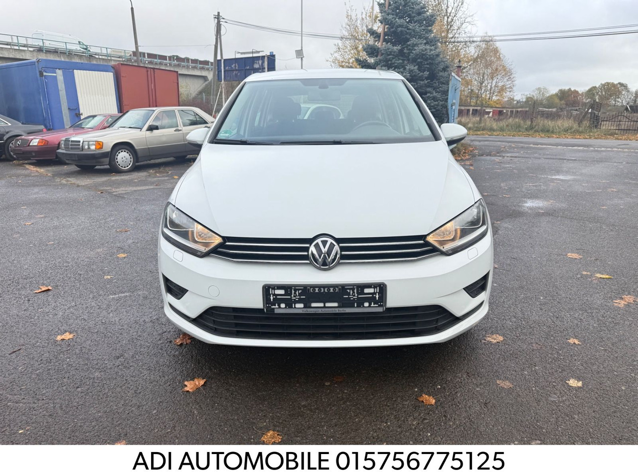 Volkswagen Golf Sportsvan VII Trendline - Λιμουζίνα/ Sedan: φωτογραφία 1 Volkswagen Golf Sportsvan VII Trendline - Λιμουζίνα/ Sedan: φωτογραφία 1