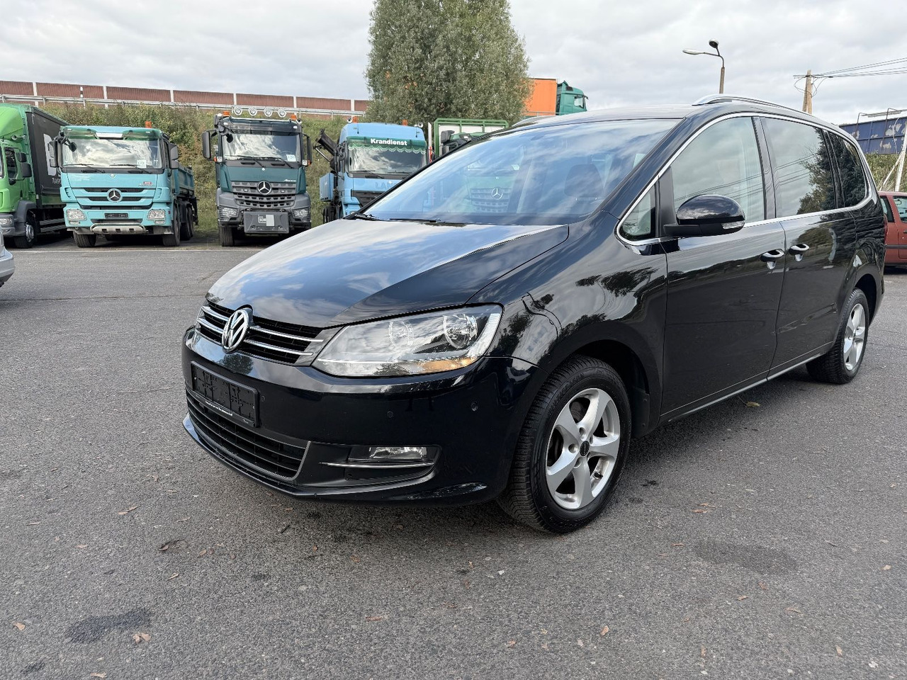 Volkswagen Sharan Highline BMT - Επιβατικό βαν: φωτογραφία 3 Volkswagen Sharan Highline BMT - Επιβατικό βαν: φωτογραφία 3
