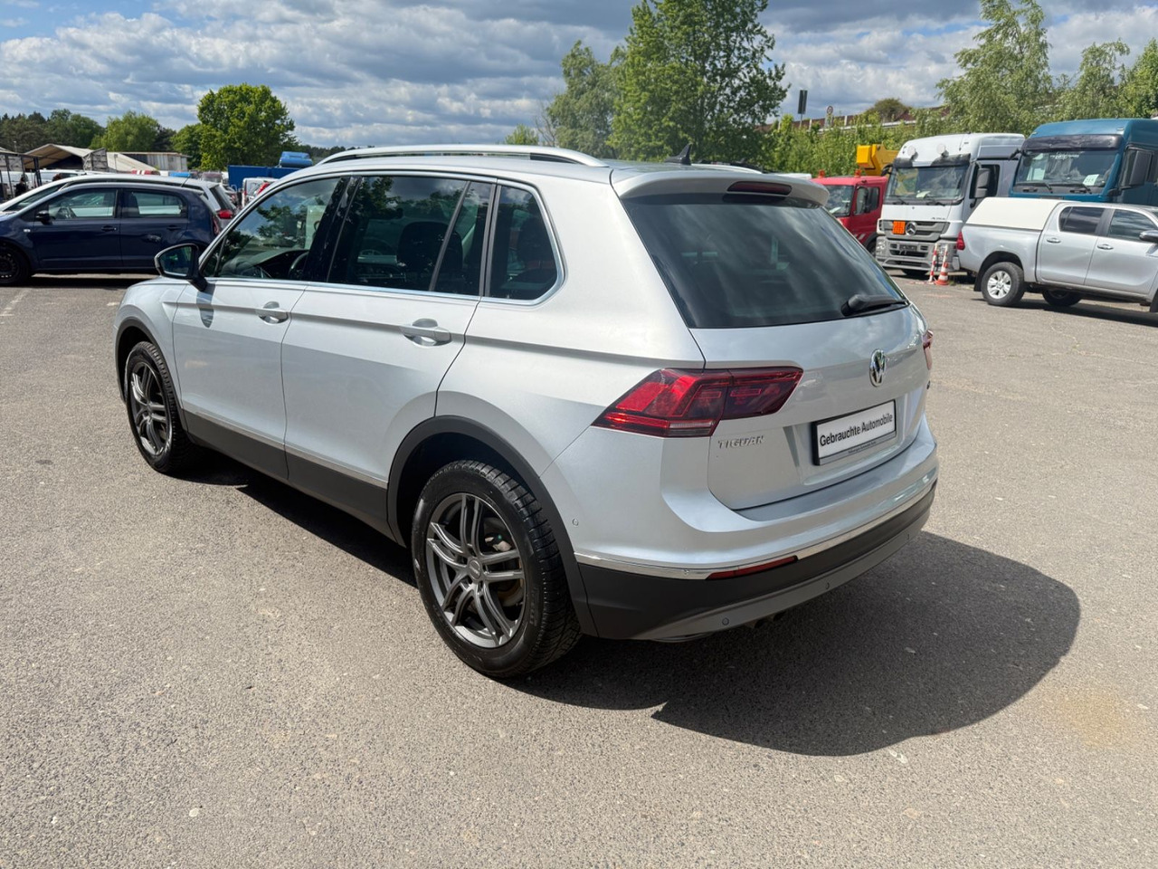 Volkswagen Tiguan Highline BMT/Start-Stopp 4Motion - SUV: φωτογραφία 5 Volkswagen Tiguan Highline BMT/Start-Stopp 4Motion - SUV: φωτογραφία 5