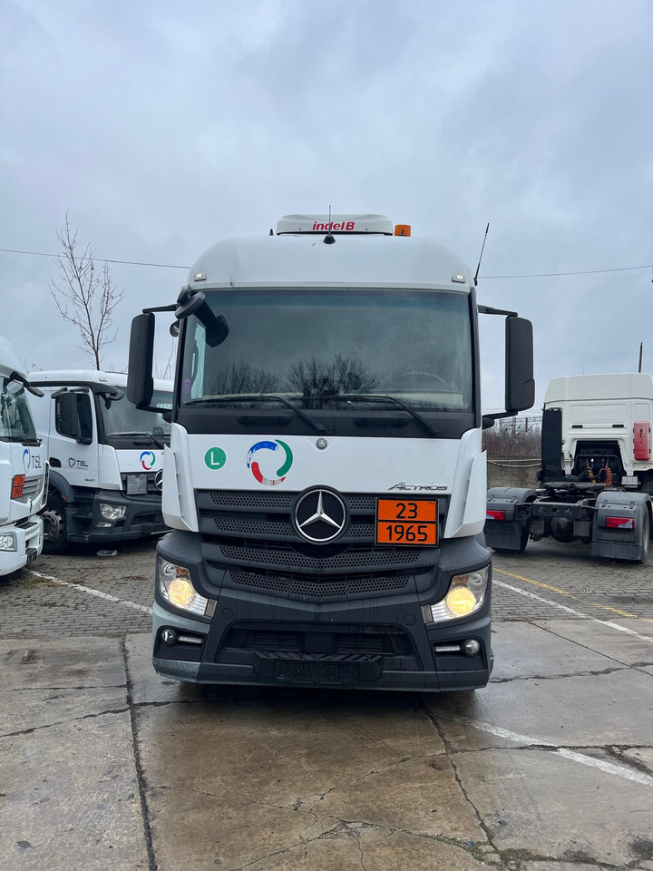 Mercedes Actros 1842 - Τράκτορας: φωτογραφία 1 Mercedes Actros 1842 - Τράκτορας: φωτογραφία 1