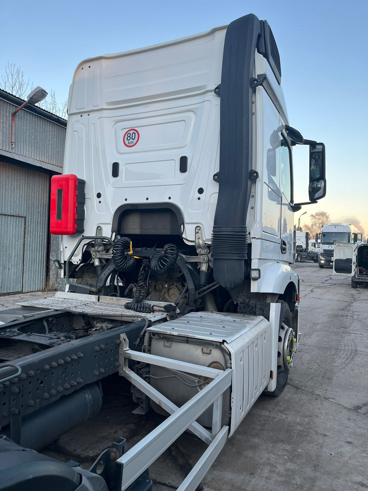 Mercedes Actros 1845 - Τράκτορας: φωτογραφία 4 Mercedes Actros 1845 - Τράκτορας: φωτογραφία 4