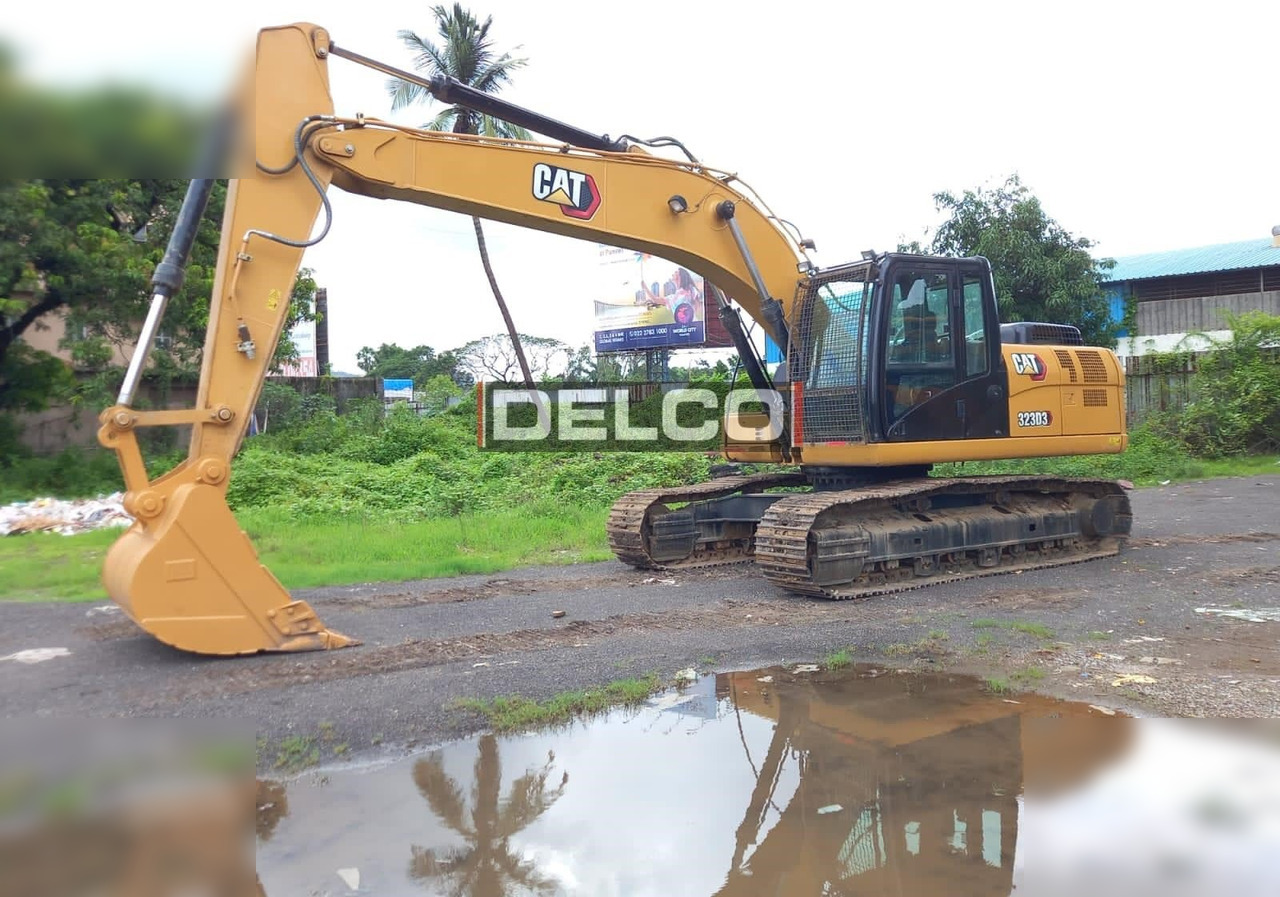 CATERPILLAR 323D3 - Ερπυστριοφόρος εκσκαφέας: φωτογραφία 1 CATERPILLAR 323D3 - Ερπυστριοφόρος εκσκαφέας: φωτογραφία 1