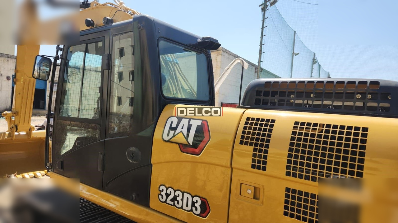 CATERPILLAR 323D3 - Ερπυστριοφόρος εκσκαφέας: φωτογραφία 5 CATERPILLAR 323D3 - Ερπυστριοφόρος εκσκαφέας: φωτογραφία 5