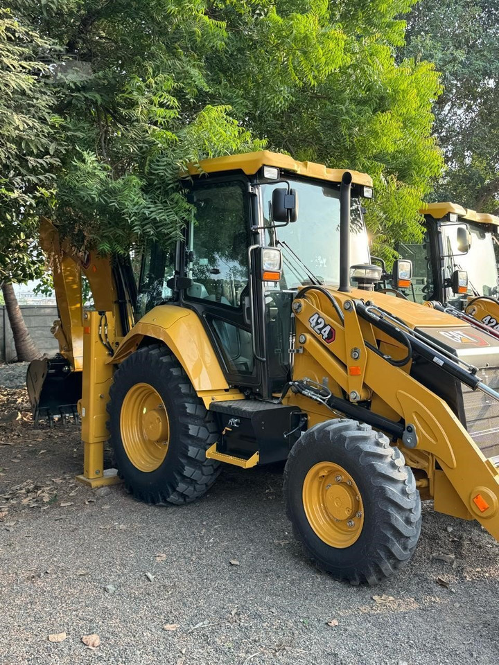 CATERPILLAR 424 - Φορτωτής εκσκαφέας: φωτογραφία 2 CATERPILLAR 424 - Φορτωτής εκσκαφέας: φωτογραφία 2