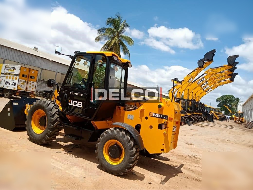 Νέα Τηλεσκοπικός φορτωτής JCB 530-70: φωτογραφία 12