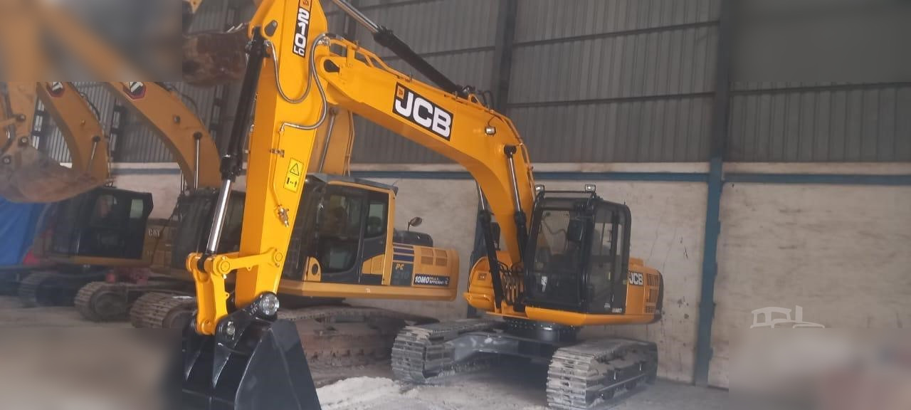 JCB JS210 LC - Ερπυστριοφόρος εκσκαφέας: φωτογραφία 1 JCB JS210 LC - Ερπυστριοφόρος εκσκαφέας: φωτογραφία 1