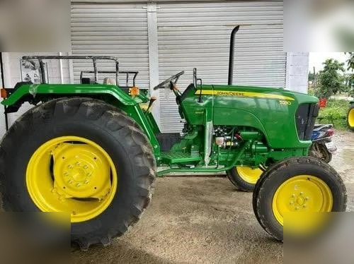 JOHN DEERE 5210 - Τρακτέρ: φωτογραφία 1 JOHN DEERE 5210 - Τρακτέρ: φωτογραφία 1