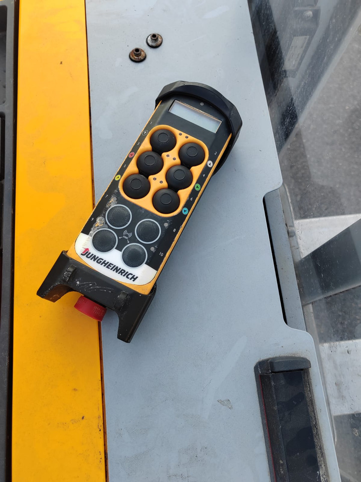 Jungheinrich EJC 112z/ remote control/ acid protect/ initial/ 511h - Μηχάνημα στοίβαξης: φωτογραφία 3 Jungheinrich EJC 112z/ remote control/ acid protect/ initial/ 511h - Μηχάνημα στοίβαξης: φωτογραφία 3