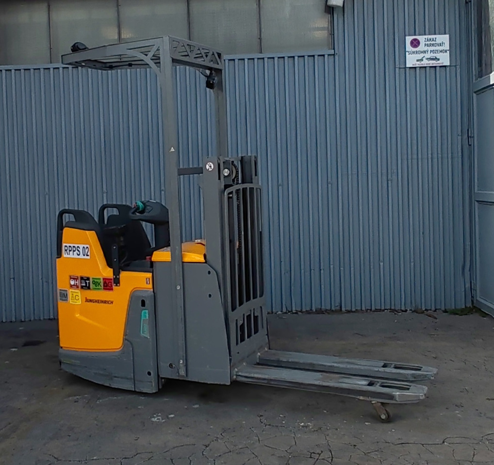 Jungheinrich ERD120 Li-Ion /2021y /1811mh - Μηχάνημα στοίβαξης: φωτογραφία 4 Jungheinrich ERD120 Li-Ion /2021y /1811mh - Μηχάνημα στοίβαξης: φωτογραφία 4