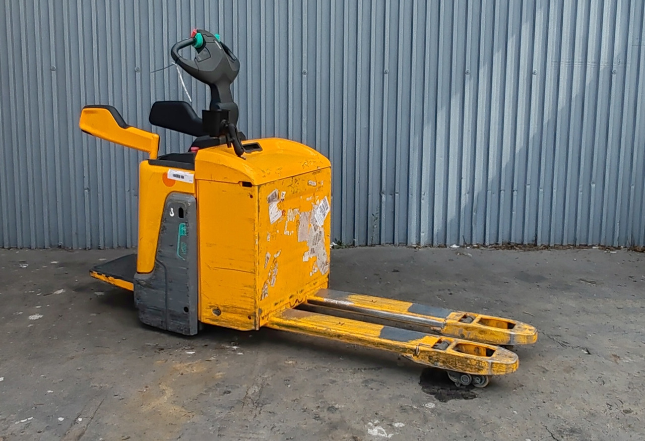 Jungheinrich ERE 120 Li-Ion 2t/ 2020y/ 4561mh - Παλετοφόρο: φωτογραφία 4 Jungheinrich ERE 120 Li-Ion 2t/ 2020y/ 4561mh - Παλετοφόρο: φωτογραφία 4