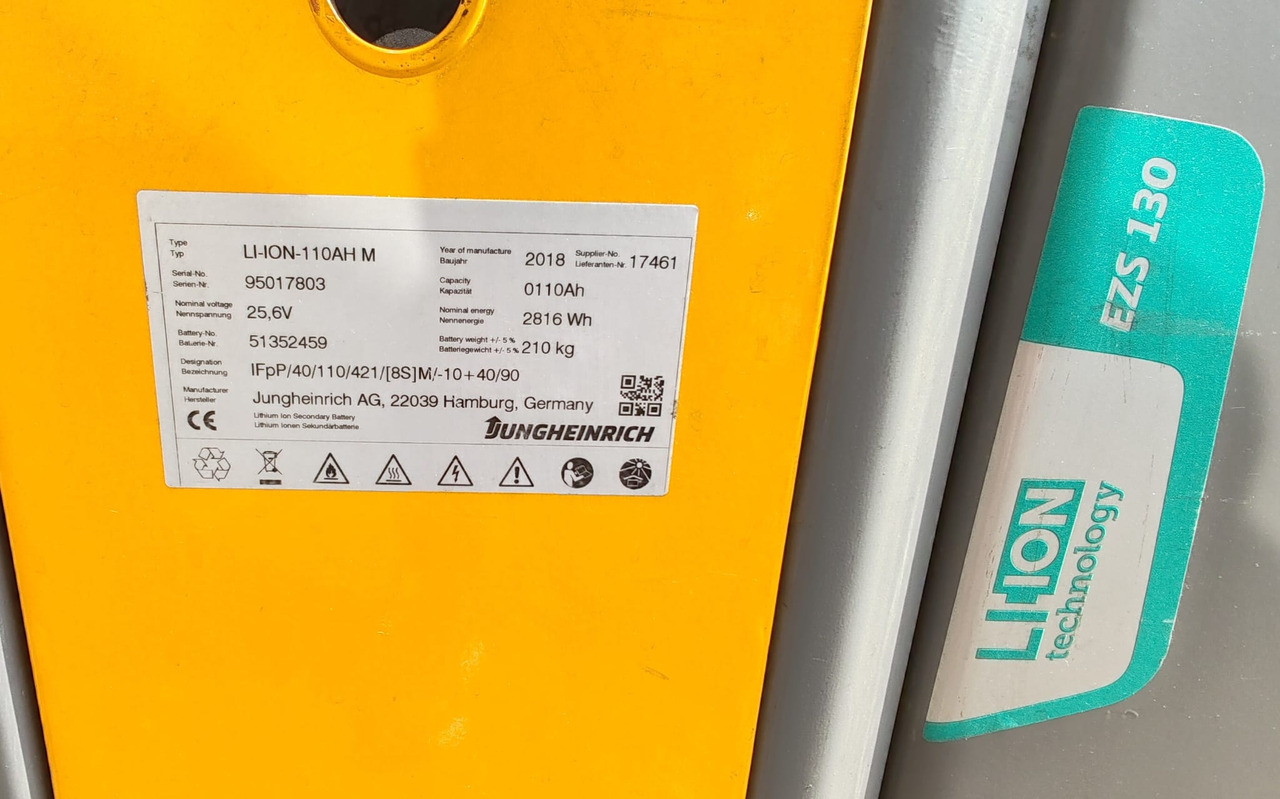 Jungheinrich EZS130 Li-Ion 2018yy/ 1590mh - Μηχάνημα έλξης: φωτογραφία 5 Jungheinrich EZS130 Li-Ion 2018yy/ 1590mh - Μηχάνημα έλξης: φωτογραφία 5