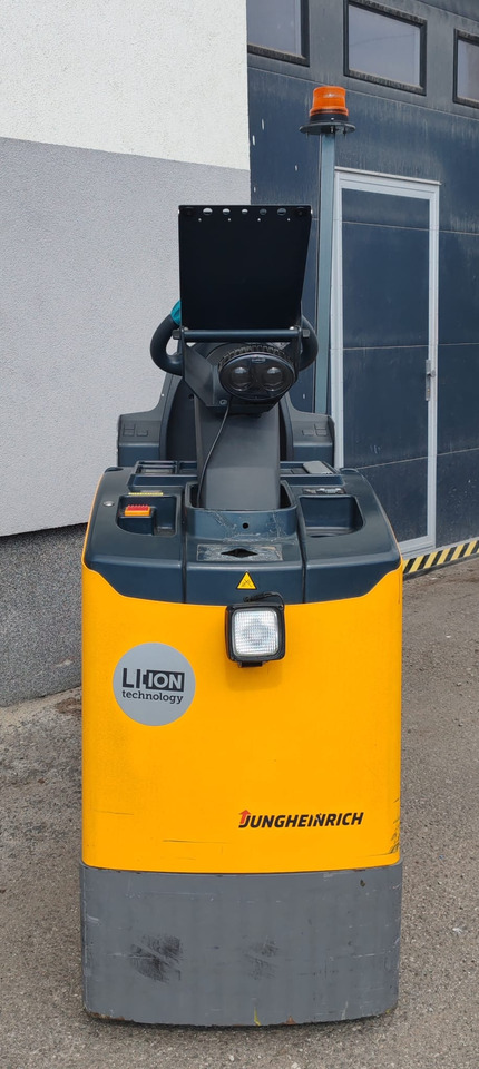 Jungheinrich EZS130 Li-Ion 2018yy/ 1590mh - Μηχάνημα έλξης: φωτογραφία 3 Jungheinrich EZS130 Li-Ion 2018yy/ 1590mh - Μηχάνημα έλξης: φωτογραφία 3