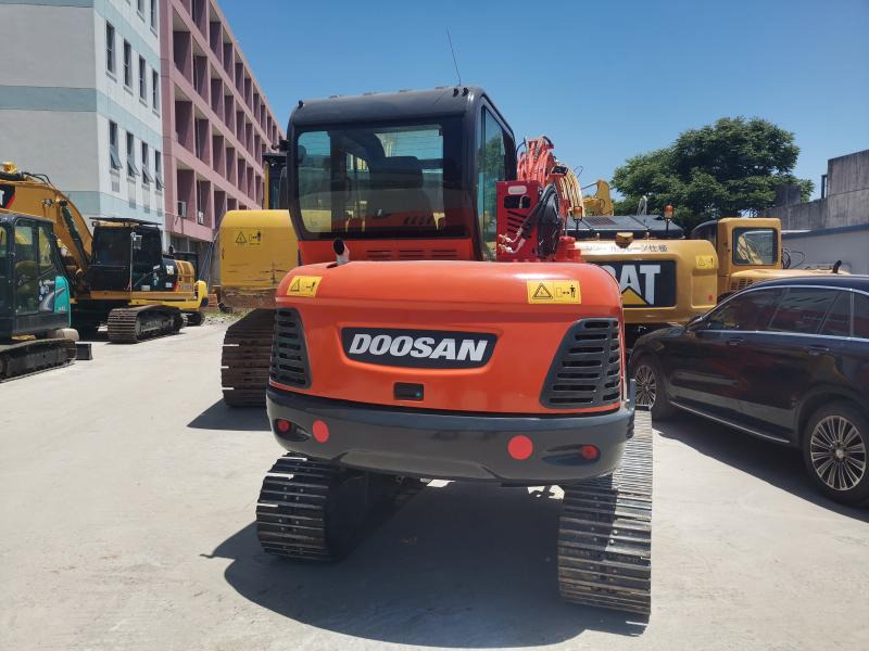 Doosan DX60 - Μίνι εκσκαφέας: φωτογραφία 2 Doosan DX60 - Μίνι εκσκαφέας: φωτογραφία 2