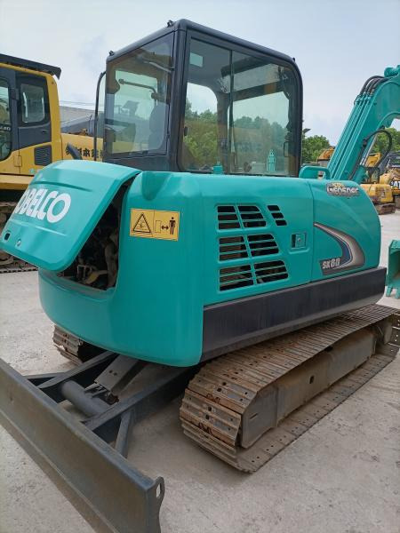 Kobelco SK60 - Μίνι εκσκαφέας: φωτογραφία 4 Kobelco SK60 - Μίνι εκσκαφέας: φωτογραφία 4