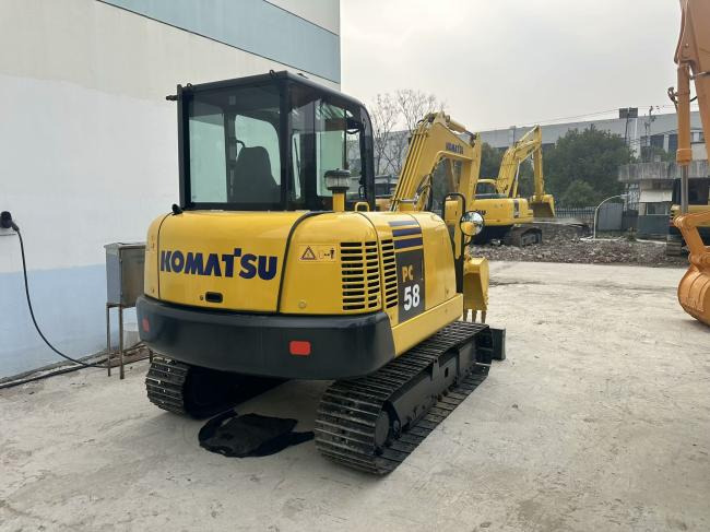 Komatsu PC56 - Μίνι εκσκαφέας: φωτογραφία 5 Komatsu PC56 - Μίνι εκσκαφέας: φωτογραφία 5