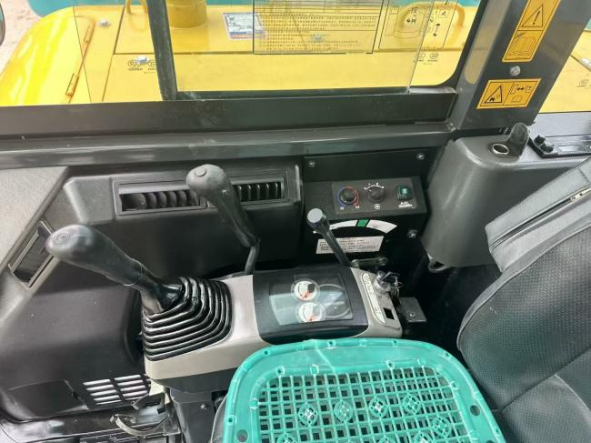 Komatsu PC56 - Μίνι εκσκαφέας: φωτογραφία 4 Komatsu PC56 - Μίνι εκσκαφέας: φωτογραφία 4