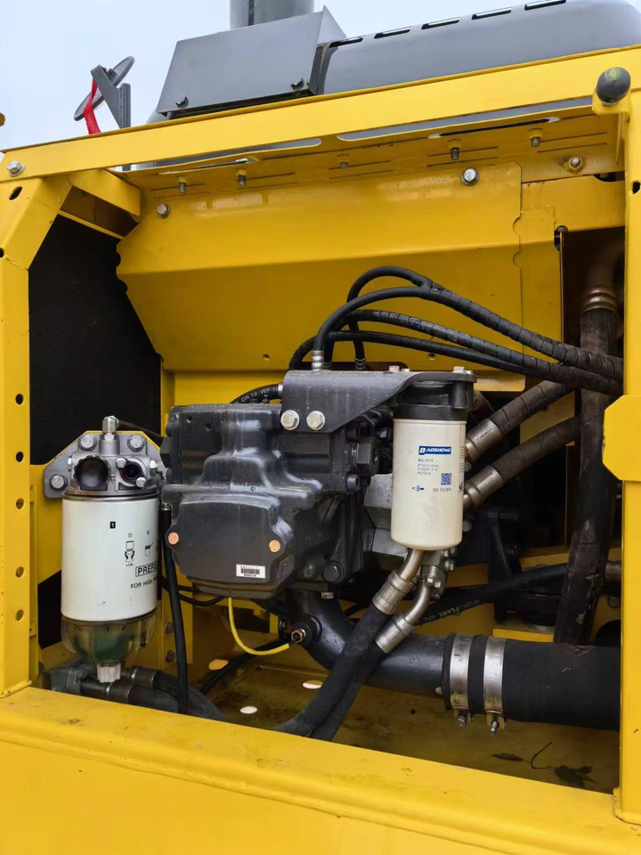 Ερπυστριοφόρος εκσκαφέας komatsu pc220-8: φωτογραφία 6