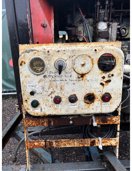 Perkins 6 cilinder manual Perkins engine Rovati waterpomp - Αντλία νερού: φωτογραφία 3 Perkins 6 cilinder manual Perkins engine Rovati waterpomp - Αντλία νερού: φωτογραφία 3