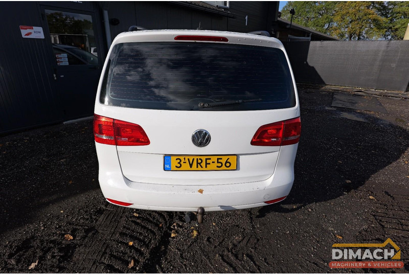 Volkswagen Touran VAN 1.6 TDI 77 KW AUT Volkswagen Touran grijs kenteken DSG automaat diesel - Μικρό βαν: φωτογραφία 3 Volkswagen Touran VAN 1.6 TDI 77 KW AUT Volkswagen Touran grijs kenteken DSG automaat diesel - Μικρό βαν: φωτογραφία 3