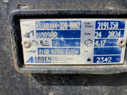 GODET ARDEN POUR CHARGEUSE CASE 921 G - Κουβάς: φωτογραφία 1 GODET ARDEN POUR CHARGEUSE CASE 921 G - Κουβάς: φωτογραφία 1