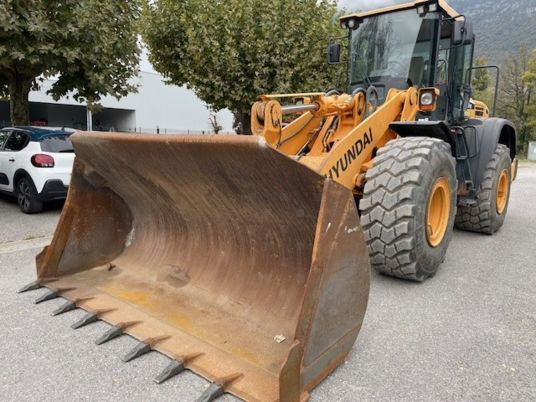 Hyundai HL760 XTD 9 - Ελαστιχοφόρος φορτωτής: φωτογραφία 1 Hyundai HL760 XTD 9 - Ελαστιχοφόρος φορτωτής: φωτογραφία 1