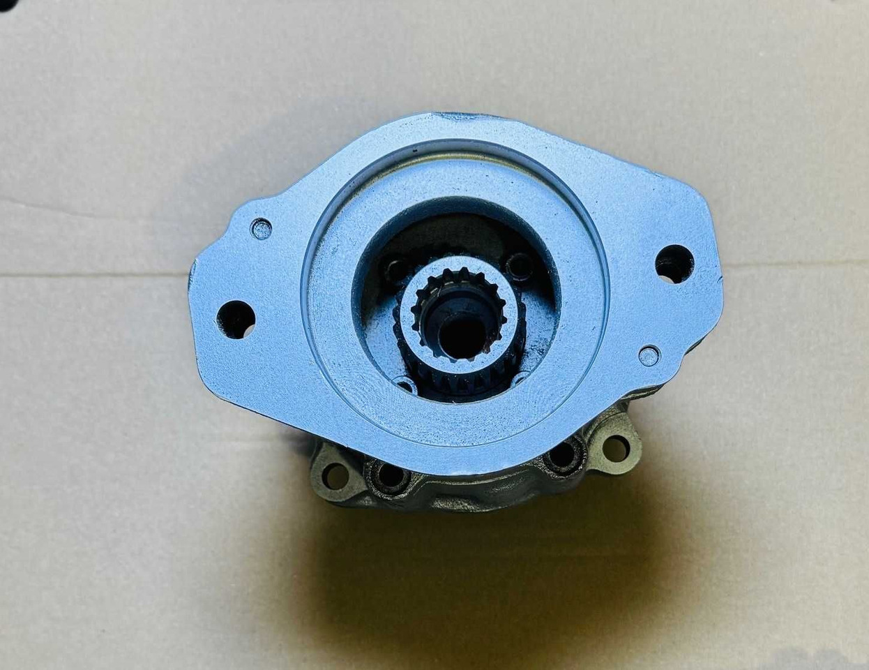 Mercedes PRZYSTAWKA odbioru mocy PTO pompy hydrauliki om471 Nowa - Κινητήρας: φωτογραφία 2 Mercedes PRZYSTAWKA odbioru mocy PTO pompy hydrauliki om471 Nowa - Κινητήρας: φωτογραφία 2