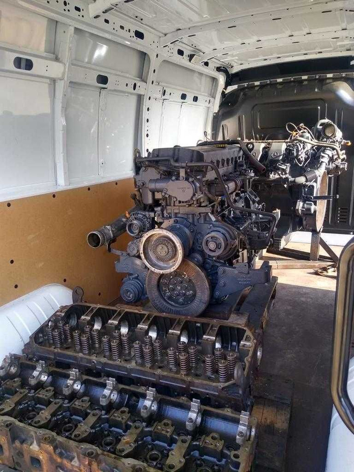 Silnik Iveco Cursor 13 CASE NEW HOLLAND CNH E5 EURO5 - Κινητήρας: φωτογραφία 1 Silnik Iveco Cursor 13 CASE NEW HOLLAND CNH E5 EURO5 - Κινητήρας: φωτογραφία 1