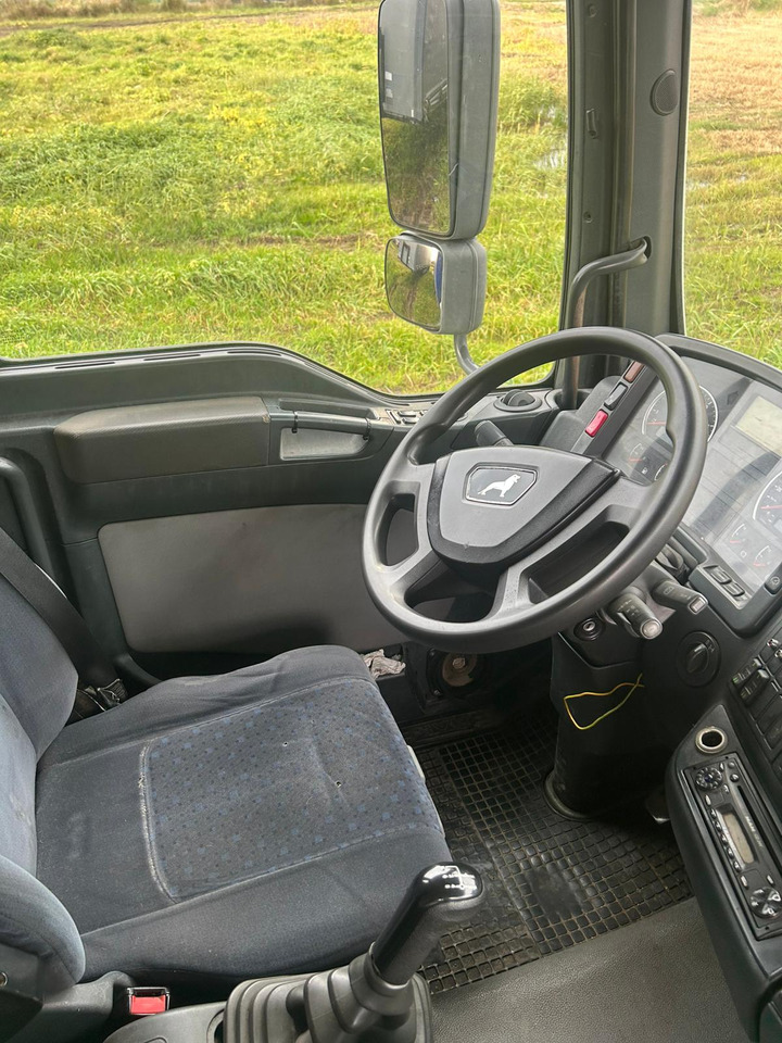 MAN TGA 26.310 - Φορτηγό μουσαμάς: φωτογραφία 3 MAN TGA 26.310 - Φορτηγό μουσαμάς: φωτογραφία 3