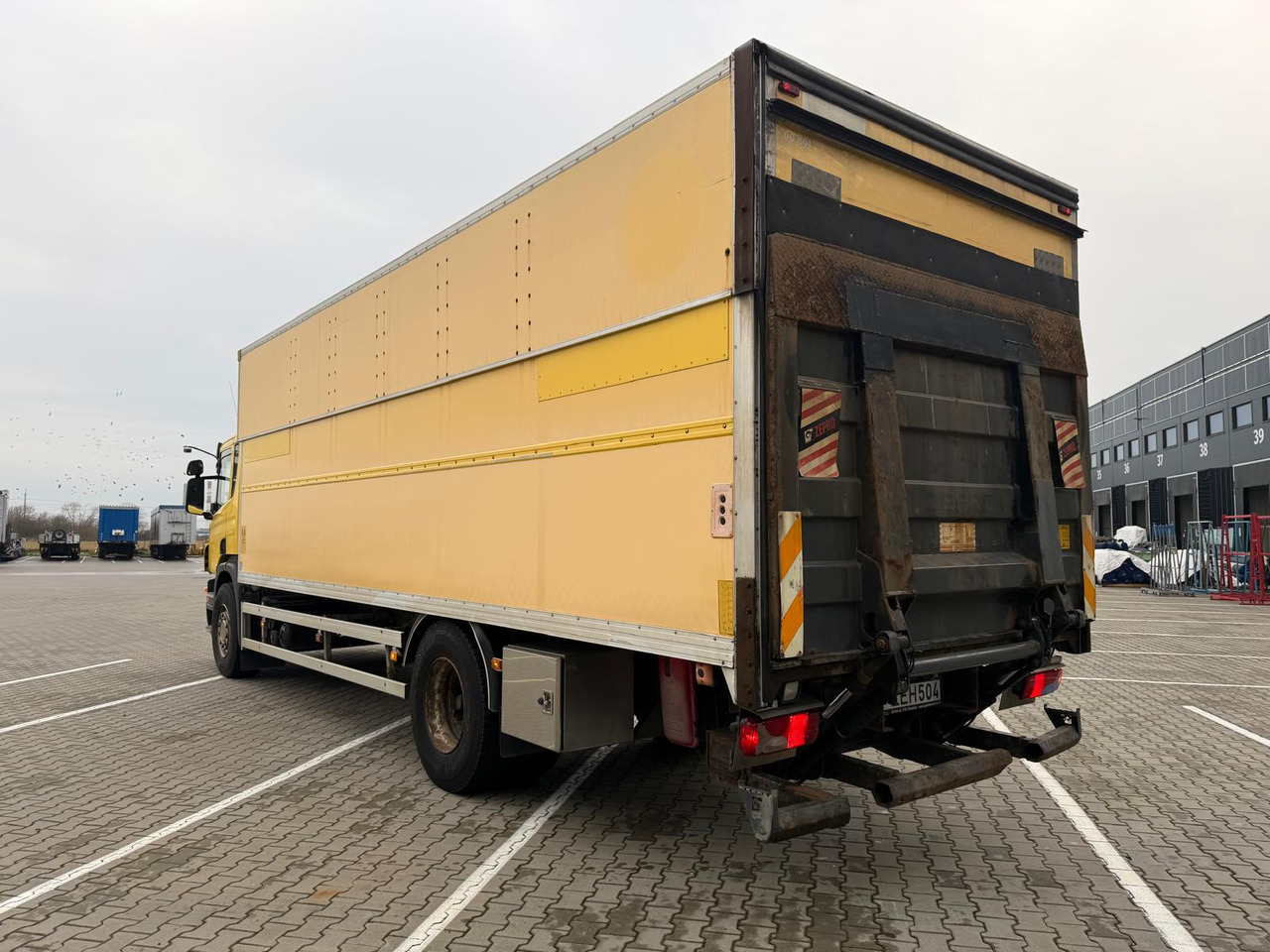 SCANIA P230 - Φορτηγό κόφα: φωτογραφία 5 SCANIA P230 - Φορτηγό κόφα: φωτογραφία 5