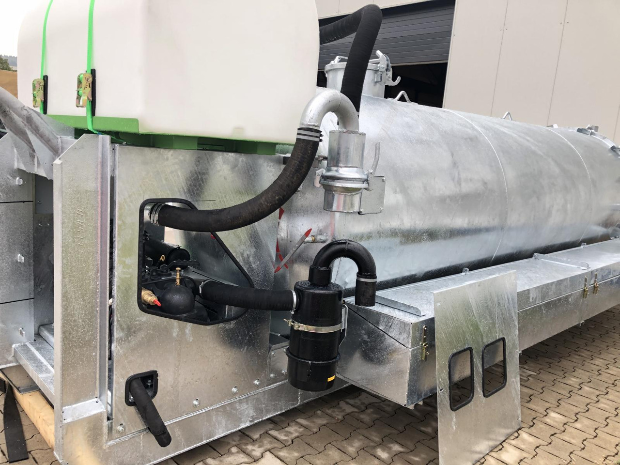 S-Vac 10m³ vacuum hook lifting roll-of container 10m³ - Κοντέινερ τύπου γάντζου: φωτογραφία 3 S-Vac 10m³ vacuum hook lifting roll-of container 10m³ - Κοντέινερ τύπου γάντζου: φωτογραφία 3