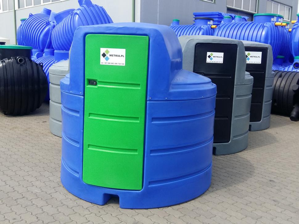 DC AdBlue tank / Cuve à AdBlue / Serbatoio per AdBlue / Бак для AdBlue / Adblue 2500 l - Δεξαμενή αποθήκευσης: φωτογραφία 1 DC AdBlue tank / Cuve à AdBlue / Serbatoio per AdBlue / Бак для AdBlue / Adblue 2500 l - Δεξαμενή αποθήκευσης: φωτογραφία 1